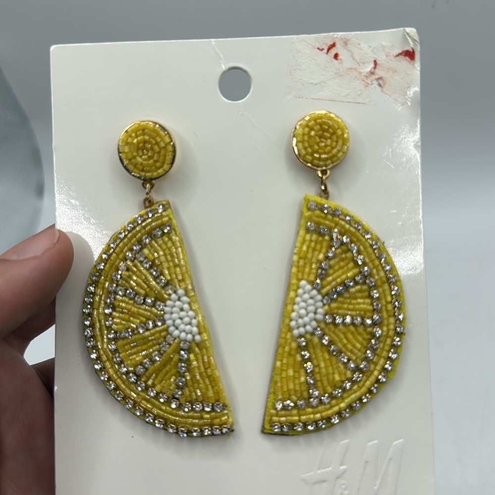 NWT H&M Yellow Beaded Lemon Earrings Jewelry Summer Fruit Cute Festive - Picture 3 of 5